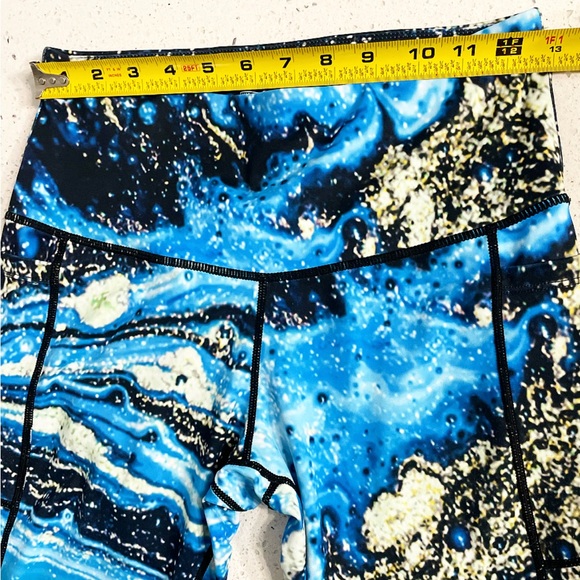 Feed Me Fight Me Leggings Women’s Medium Blue Marble Galaxy Print Activewear - Picture 9 of 12